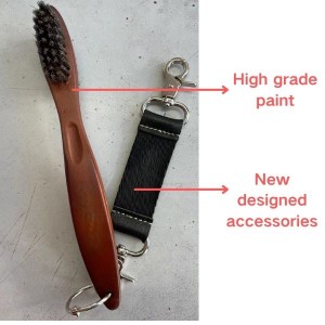 wooden handle brush 3